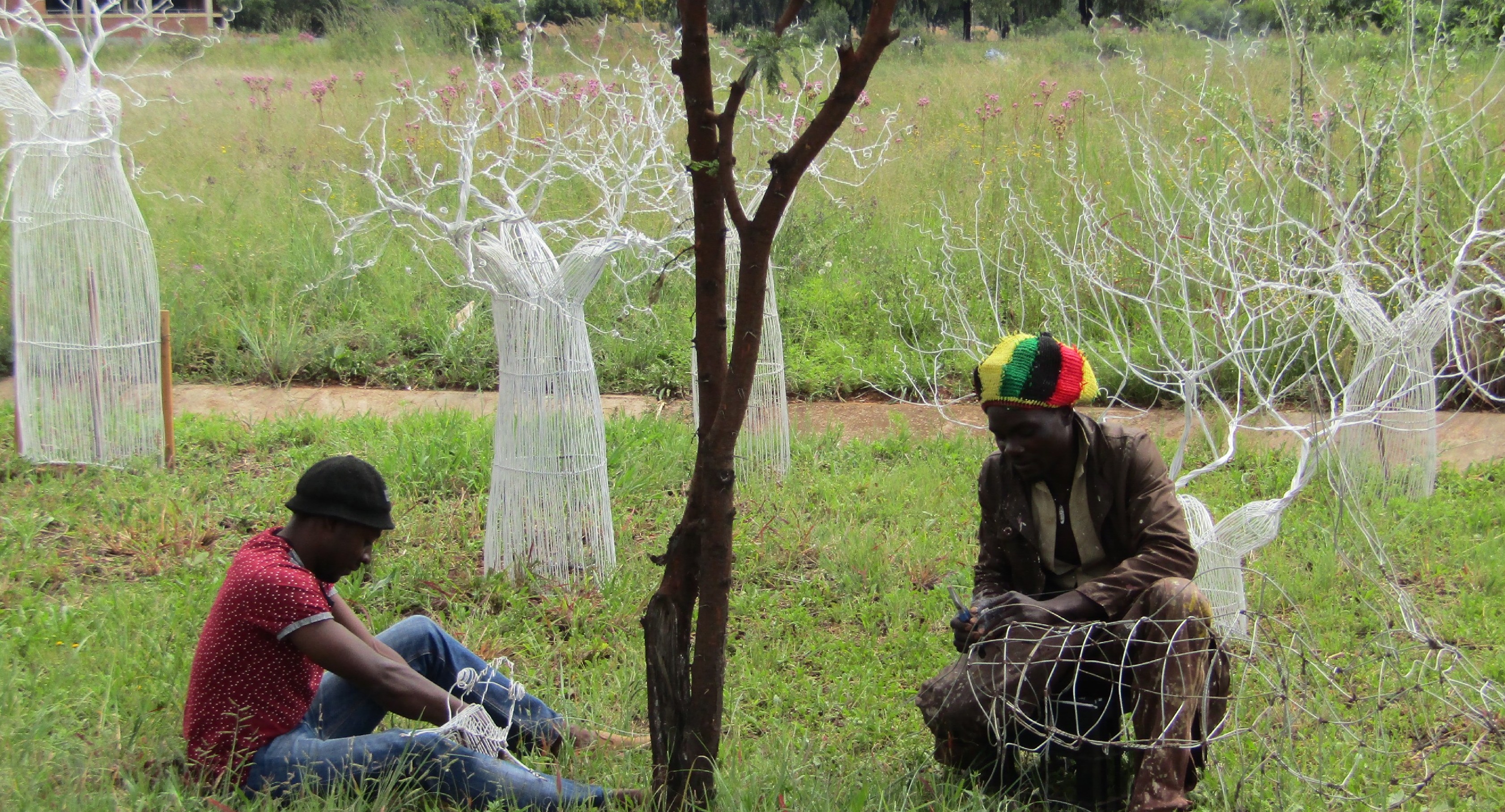 Decorating trees - Image 3