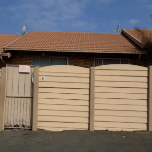 2 Bedroom townhouse to rent